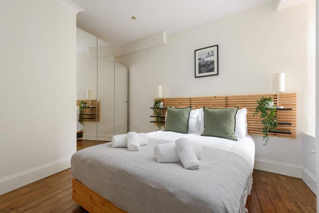 The West Bow Apartment Edimburgo Esterno foto